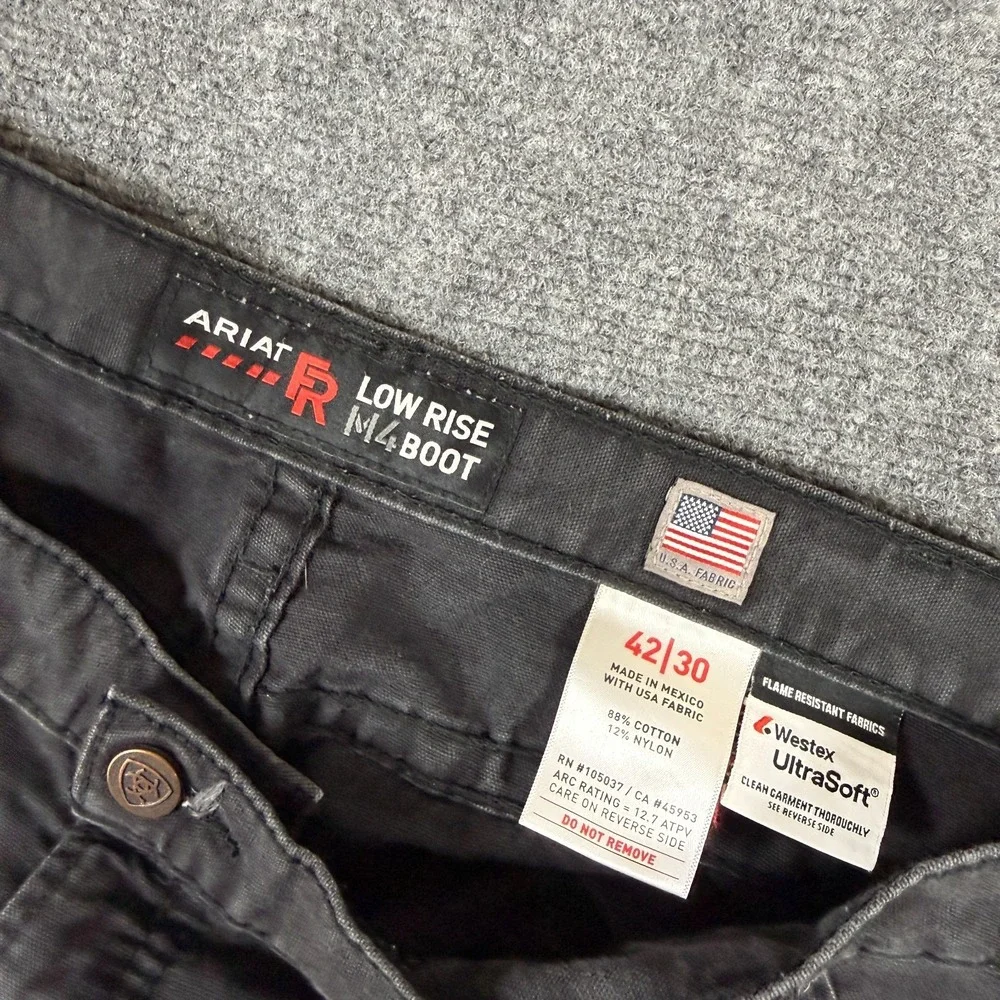 Ariat FR M4 Jeans Mens 42x30 Low Rise Boot Jeans CAT 2 Flame Resistant Workwear